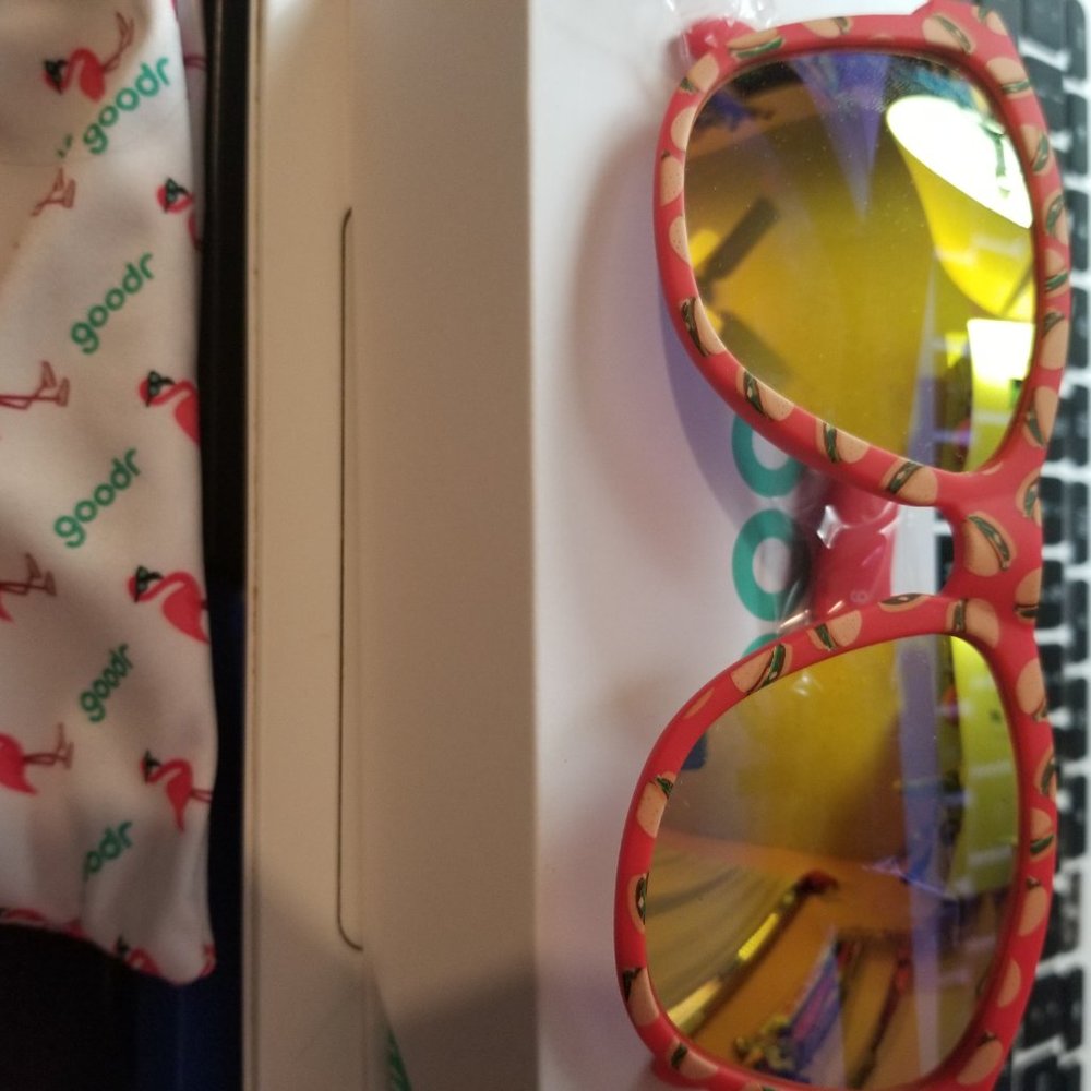 Goodr Suns Out Buns Out- New